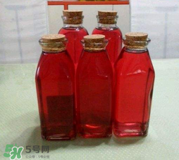 泡楊梅酒要放多少糖？泡楊梅酒放多少冰糖？