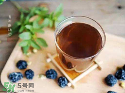 酸梅湯不能和什么一起吃？酸梅湯和什么食物相克？
