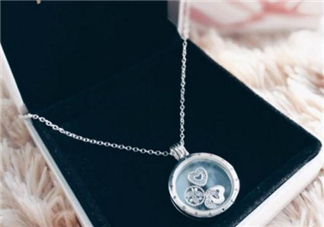 pandora項鏈掉色嗎？潘多拉項鏈會不會掉色？