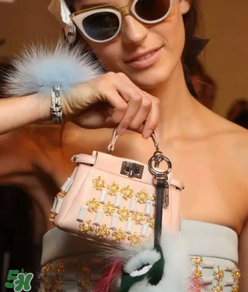 fendi peekaboo尺寸多大？芬迪peekaboo尺寸有哪幾種？