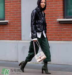 fendi kan i多少錢？芬迪kan i包包國內(nèi)專柜價格