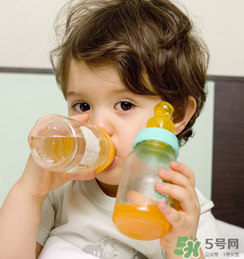 寶寶能喝酸梅湯嗎？酸梅湯寶寶能喝嗎？