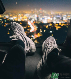 adidas yeezy 350 v2 boost zebra白斑馬多少錢(qián)？