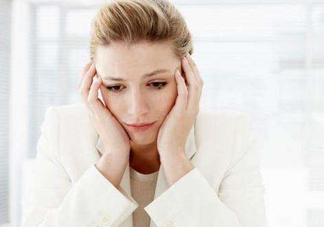 吹空調(diào)為什么要放盆水？吹空調(diào)為什么會喉嚨痛