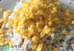 賽螃蟹什么味道？怎么用雞蛋做賽螃蟹