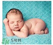 早產(chǎn)兒奶粉吃到什么時候？早產(chǎn)兒奶粉吃多久？