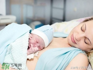 早產(chǎn)兒的發(fā)育和正常嬰兒一樣嗎？早產(chǎn)兒發(fā)育會(huì)遲緩嗎？