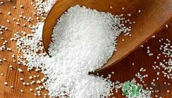 食鹽發(fā)藍(lán)怎么回事？食鹽中一般會(huì)添加什么食品添加劑