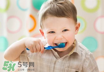 寶寶長牙會拉肚子嗎？寶寶長牙會發(fā)燒嗎？