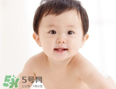 寶寶長牙會拉肚子嗎？寶寶長牙會發(fā)燒嗎？