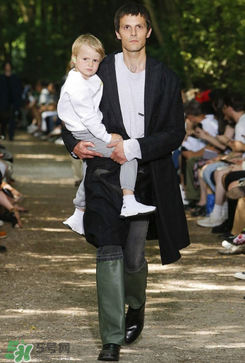 balenciaga巴黎世家2018春夏系列怎么樣_好看嗎_有哪些款式？