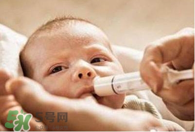 感冒藥可以放在奶粉一起喝嗎？感冒藥能和奶粉一起喝嗎