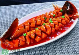 松鼠魚怎么改刀？松鼠魚的改刀過程圖