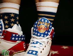 ewing 33 hi 4th of july獨(dú)立日配色運(yùn)動(dòng)鞋多少錢(qián)？