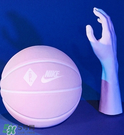 pigalle與nikelab2017聯(lián)名系列什么時候發(fā)售？