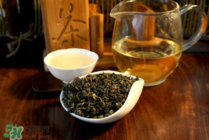 喝茶能吃杏嗎？喝茶可以吃杏嗎？