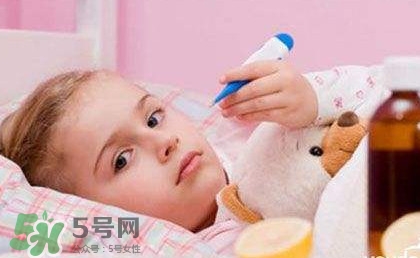 感冒藥可以放在奶粉一起喝嗎？感冒藥能和奶粉一起喝嗎