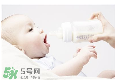 嬰幼兒奶粉為什么會(huì)有腥味 奶粉有腥味是正常的嗎？