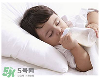 外國奶粉一定適合中國寶寶嗎 外國奶粉比國產(chǎn)奶粉更好嗎？