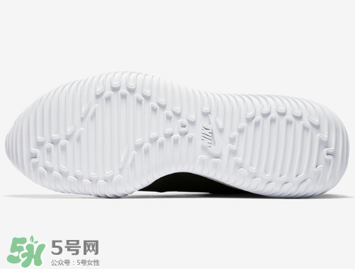 nikelab acg 07 kmtr機(jī)能運(yùn)動(dòng)鞋黑白配色多少錢？
