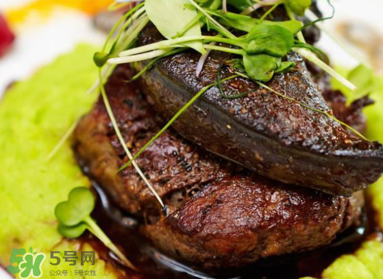 藍莓和牛肉能一起吃嗎？藍莓和牛肉會過敏嗎？