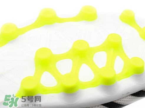 adidas nemeziz 17+怎么樣？阿迪達斯斑馬足球鞋測評