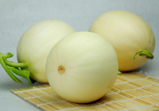 藍(lán)莓和香瓜能一起吃嗎？藍(lán)莓和香瓜能同時(shí)吃？