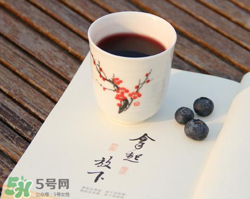 藍(lán)莓酒可以存放多久？藍(lán)莓酒保質(zhì)期多久？