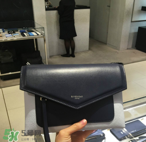 givenchy duetto尺寸多大？紀(jì)梵希17秋冬款duetto包包尺寸介紹