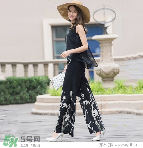 8月份穿什么衣服？八月份穿衣搭配