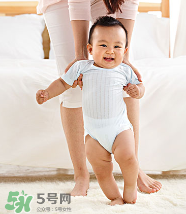 寶寶八字腳的原因 寶寶八字腳是怎么回事？