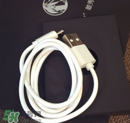 dayshow補水儀怎么充電？dayshow補水儀怎么加水