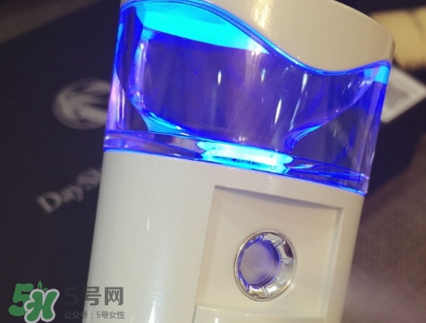 dayshow補水儀怎么充電？dayshow補水儀怎么加水