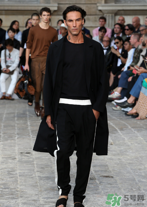 berluti2018年春夏系列服裝怎么樣_好看嗎_款式有哪些？