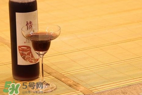 竹涼席和藤?zèng)鱿膫€(gè)好？竹涼席可以暴曬嗎