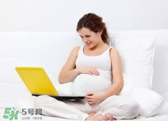 孕婦熬夜對胎兒有什么影響？孕婦熬夜的危害