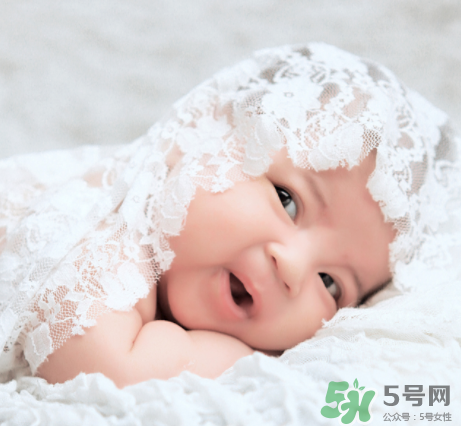 新生兒吃母乳一天拉幾次正常？新生兒吃母乳的排便規(guī)律