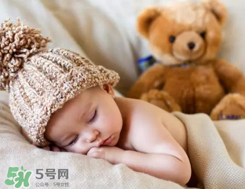 七月份可以開(kāi)窗睡覺(jué)嗎？夏天可以開(kāi)窗睡覺(jué)嗎？