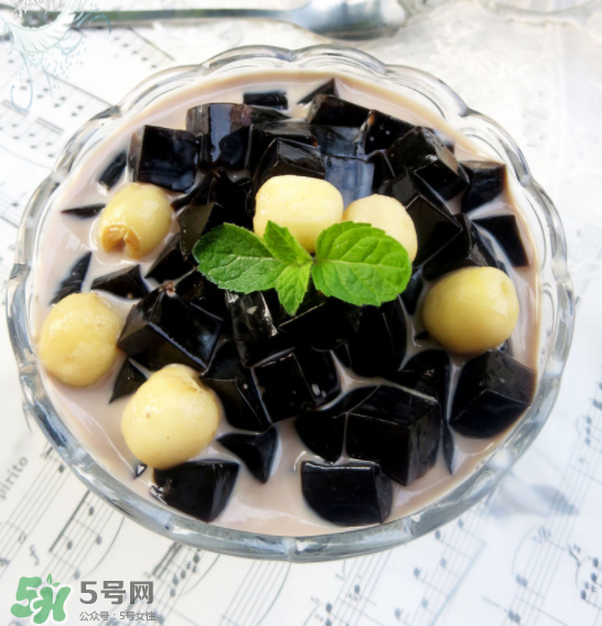 兒童能吃龜苓膏嗎？龜苓膏小孩能吃嗎？