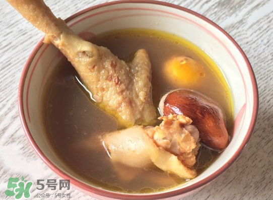 榴蓮殼煲雞湯殼能吃嗎？榴蓮殼煲雞湯殼好喝嗎？