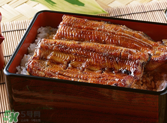 鰻魚飯怎么吃？日本鰻魚飯的做法
