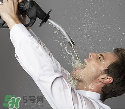 腎結石怎么治最好？腎結石的醫(yī)治方法