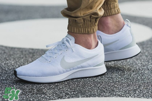 nike dualtone racer多少錢？耐克dualtone racer跑鞋價格