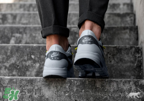 asphalt gold與耐克air max 1聯(lián)名多少錢？為什么這么貴？