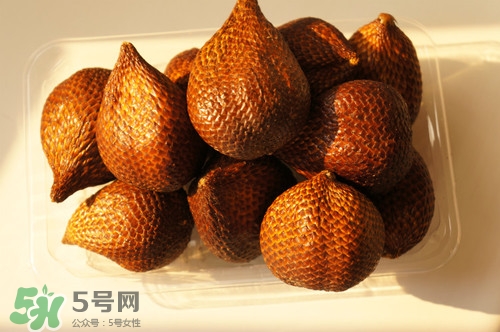 蛇皮果怎么挑？蛇皮果怎么剝？