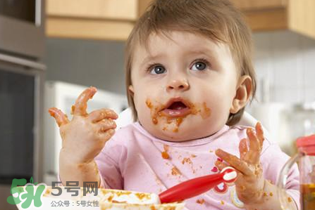 輔食添加過早的危害？為什么不能過早的添加輔食？