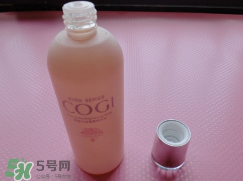高姿大白水男士能用嗎？高姿大白水男生用合適嗎？