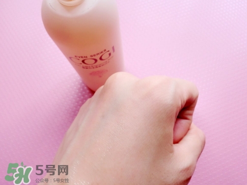 高姿大白水男士能用嗎？高姿大白水男生用合適嗎？