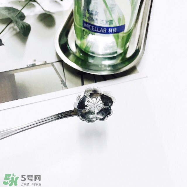飄柔微米凈透系列綠色和紅色區(qū)別？飄柔微米凈透系列怎么用