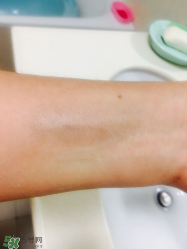 飄柔微米凈透系列綠色和紅色區(qū)別？飄柔微米凈透系列怎么用